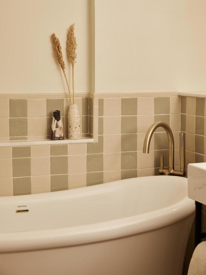 No 42 By Guesthouse, Margate Bagian luar foto