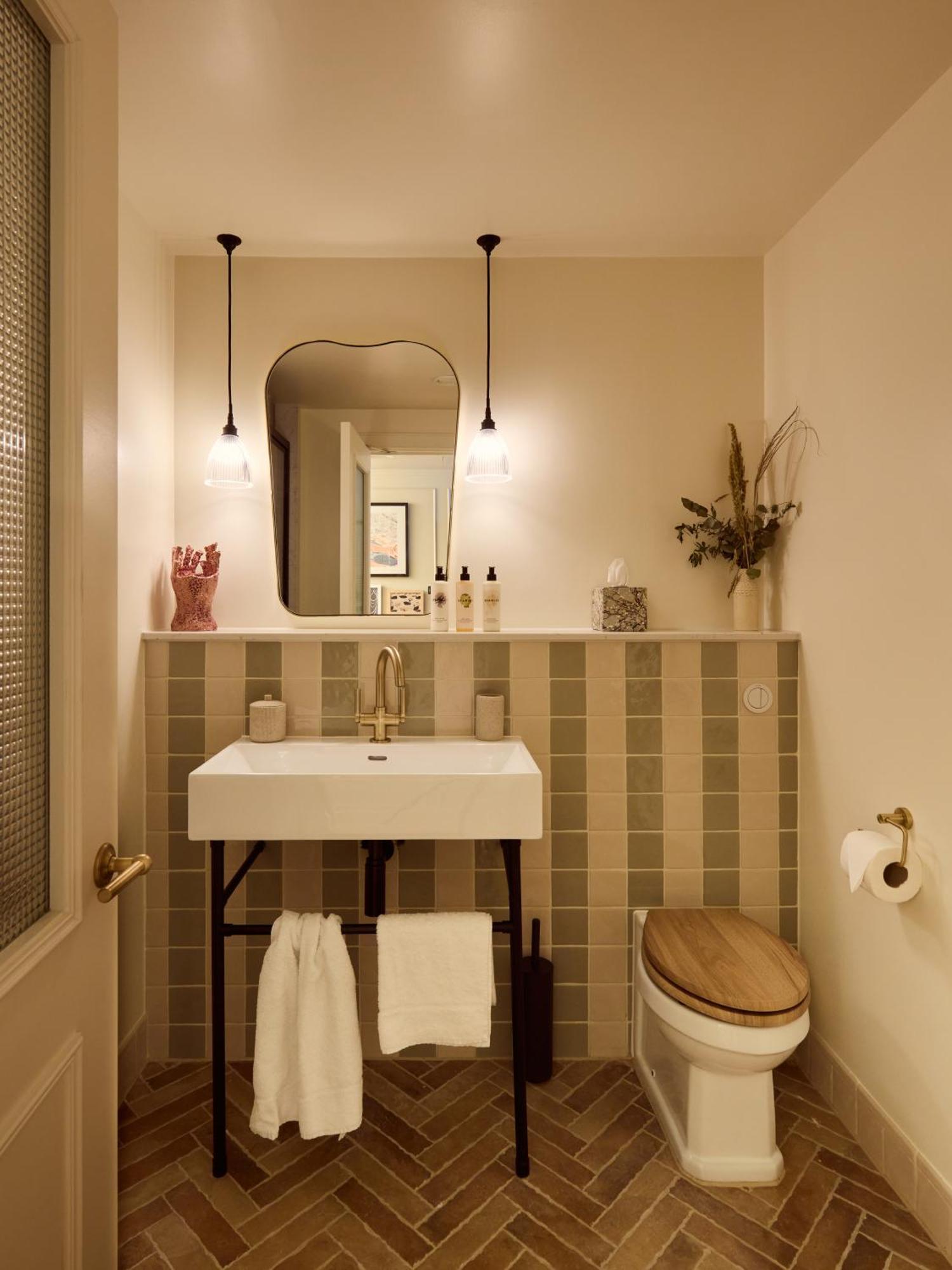 No 42 By Guesthouse, Margate Bagian luar foto