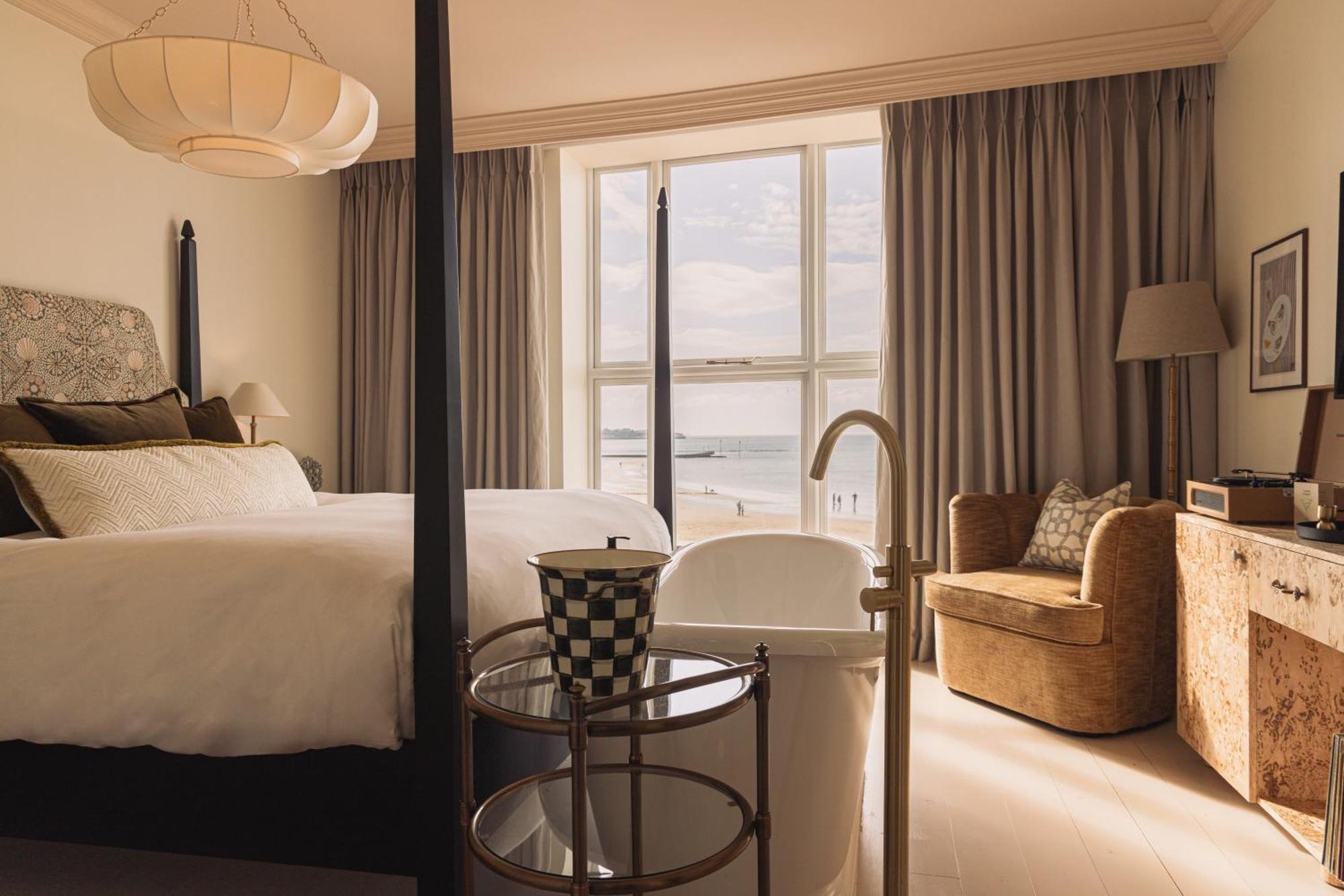 No 42 By Guesthouse, Margate Bagian luar foto